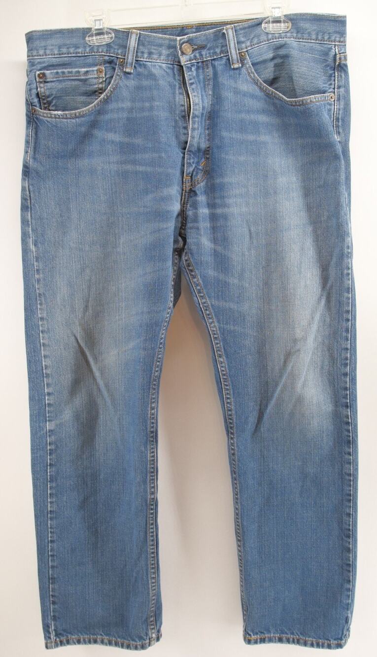 Levi’s 505 Men’s Jeans Size 36x30 Medium Wash Blue Jeans